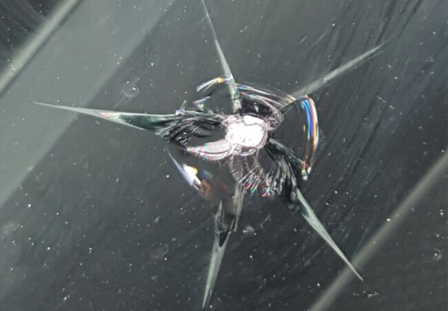 CarGlaze, we deal with windscreen repair, car windscreen repair, van windscreen repair, cracked windscreen repair, chipped windscreen repair, mobile windscreen repair and insurance approved windscreen repair in Mansfield.